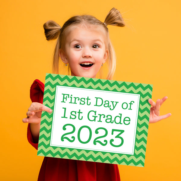 Free Printable First Day of School Signs (INSTANT DOWNLOAD)
